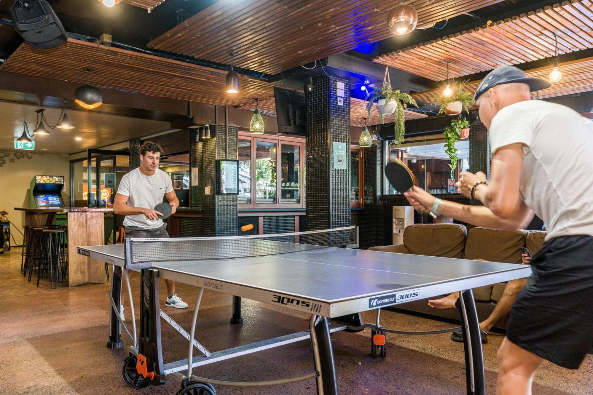 Aquarius Backpackers Resort ไบรอนเบย์ ภายนอก รูปภาพ
