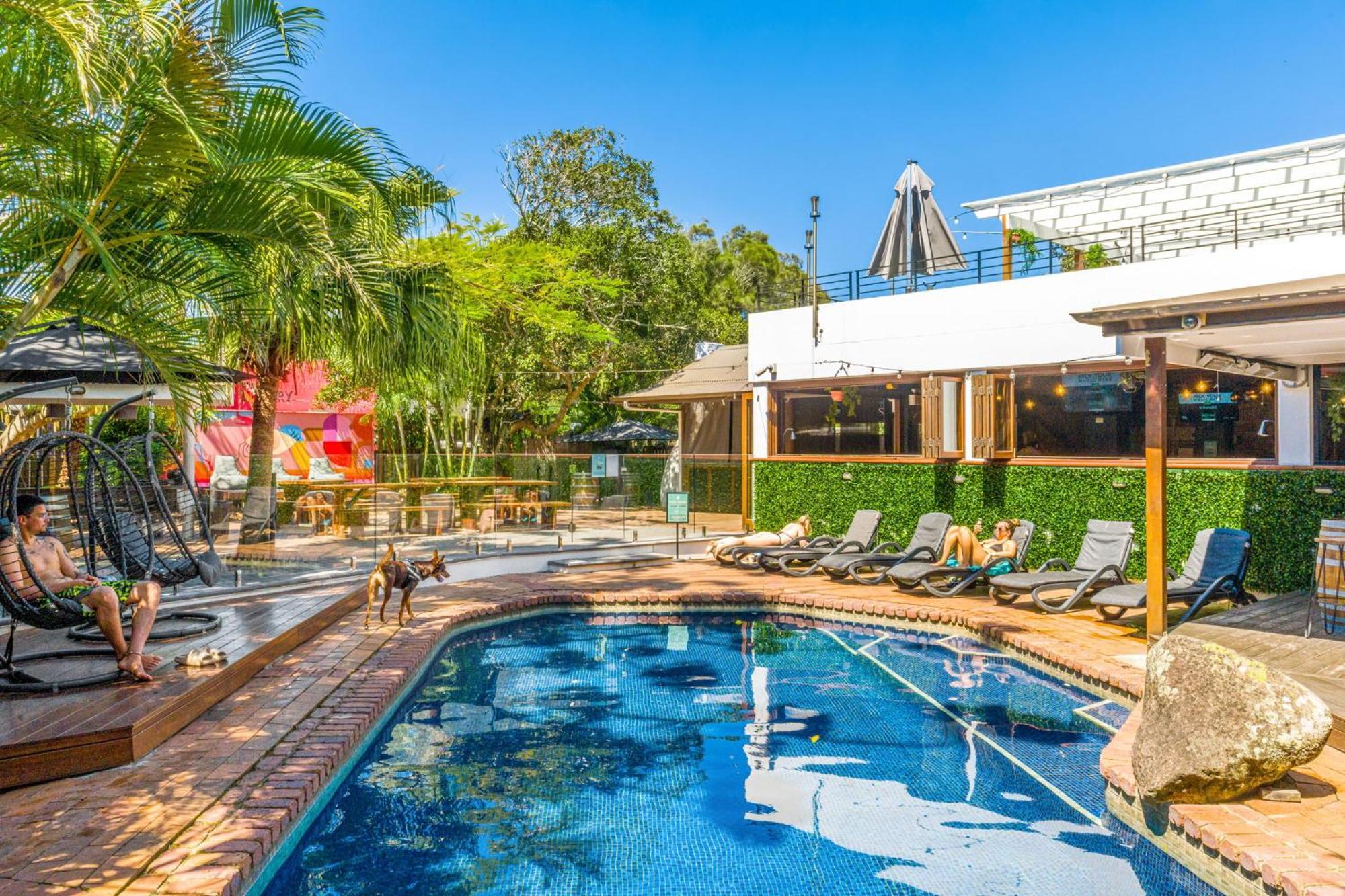 Aquarius Backpackers Resort ไบรอนเบย์ ภายนอก รูปภาพ